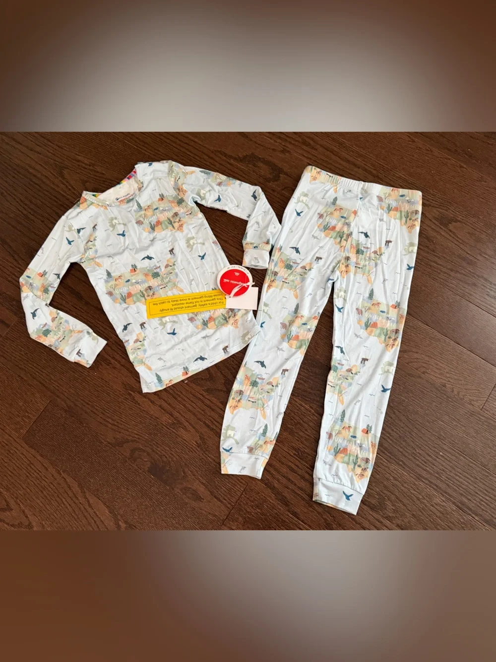 Magnetic Me America The Beautiful Two Piece Pajama Size 4T  NEW